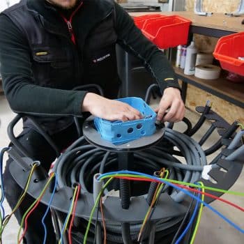 What is a octopus wiring operator ?